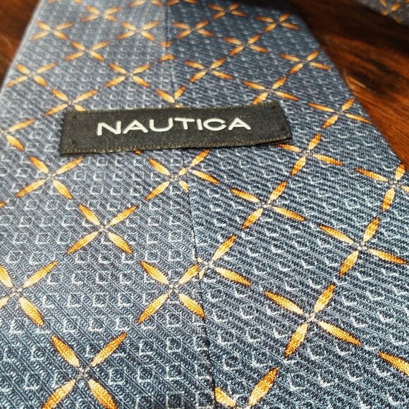 Nautica Blue, White & Orange 4-Petal Orange on a blue square background Silk Tie - Picture 3 of 4